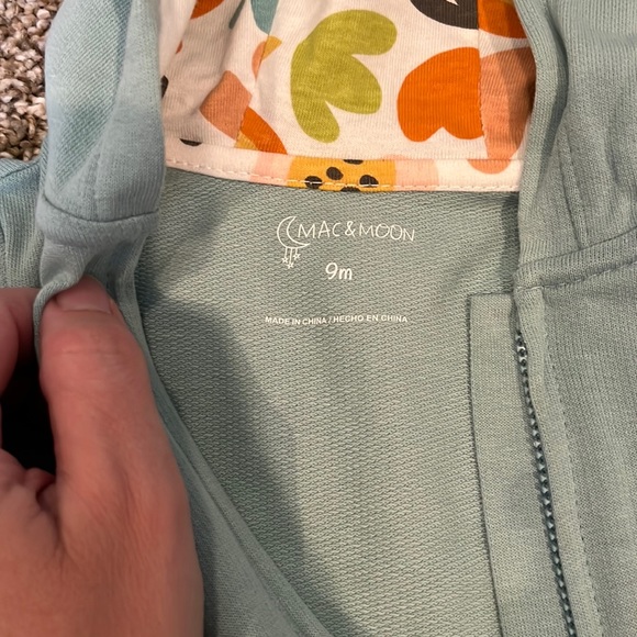 Mac and moon - Picture 4 of 4